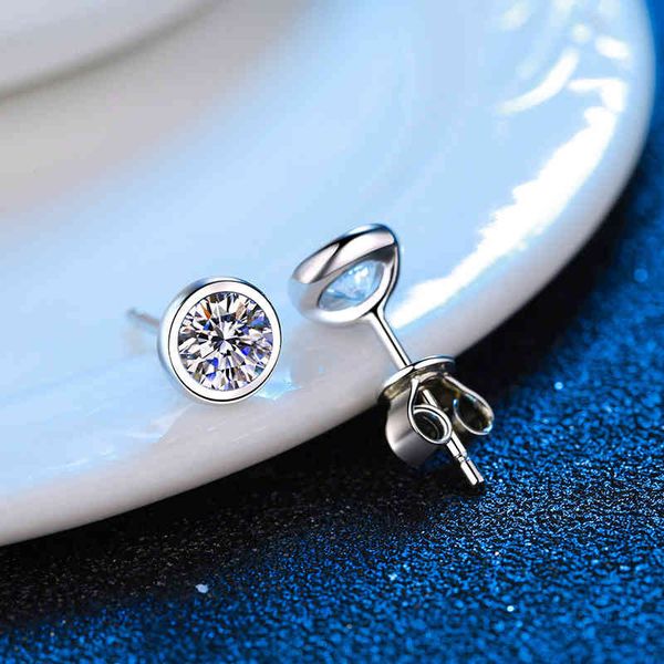 genuine stud earring for women men 06ct 1ct sterling silver round diamond ear studs vvs d colorl moissanite earrings, Golden;silver
genuine stud earring for women men 06ct 1ct sterling silver round diamond ear studs vvs d colorl moissanite earrings, Golden;silver