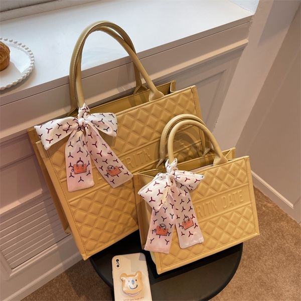 42% off 2022 trendy bags bridal wedding bag fashion lingge hand holding silk scarf bag female new summer simple one shoulder large capacity
42% off 2022 trendy bags bridal wedding bag fashion lingge hand holding silk scarf bag female new summer simple one shoulder large capacity