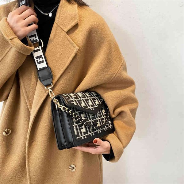 small female spring new fashion chain saddle fashion red single messenger clearance outlet sale
small female spring new fashion chain saddle fashion red single messenger clearance outlet sale