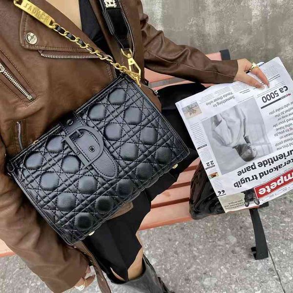 designer handbags 2022 new women's bag texture foreign style versatile small square chain armpit single shoulder bag messenger
designer handbags 2022 new women's bag texture foreign style versatile small square chain armpit single shoulder bag messenger
