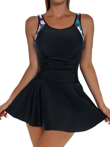 emery rose random plant print flounce hem one piece swimsuit p6nt#, White;black
emery rose random plant print flounce hem one piece swimsuit p6nt#, White;black