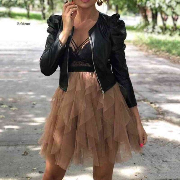 zipper women leather jacket pu coat short solid black ruffle long sleeve pu jacket outerwear lady street wear female coat l220728
zipper women leather jacket pu coat short solid black ruffle long sleeve pu jacket outerwear lady street wear female coat l220728