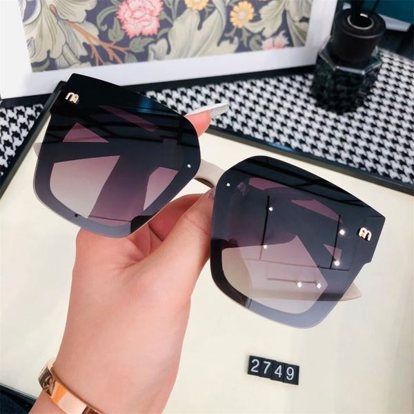 sun glass eyewear 2022 women's fashion square large frame black anti ultraviolet polarized sunglasses men's fashion driving sungla, White;black
sun glass eyewear 2022 women's fashion square large frame black anti ultraviolet polarized sunglasses men's fashion driving sungla, White;black