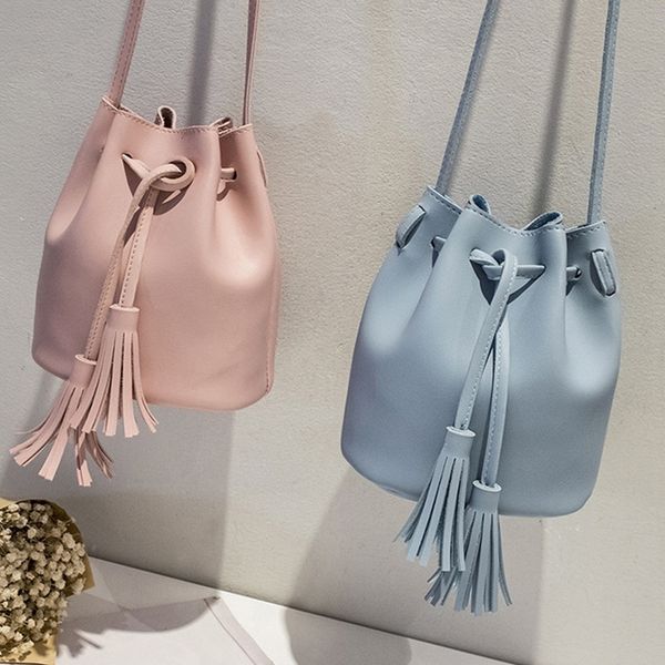 vintage tassel crossbody bucket bag female shoulder handbags drawstring messenger crossbody bags 210302
vintage tassel crossbody bucket bag female shoulder handbags drawstring messenger crossbody bags 210302