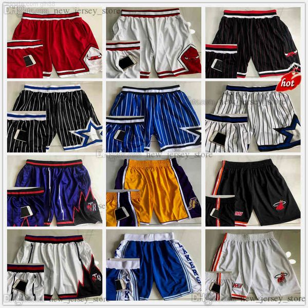 real stitched mitchell and ness basketball tow pocket shorts authentic retro with pockets baskeball short black white blue
real stitched mitchell and ness basketball tow pocket shorts authentic retro with pockets baskeball short black white blue