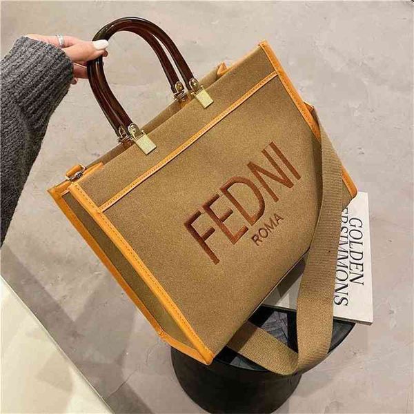 50% off online factory clearance discounts the same tote bag one shoulder handbag large capacity bag autumn fashion
50% off online factory clearance discounts the same tote bag one shoulder handbag large capacity bag autumn fashion