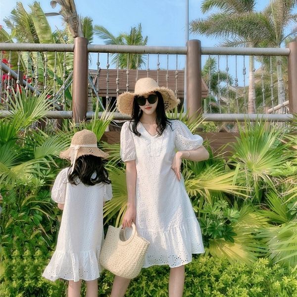 parent child summer korean girls hollow embroidered princess skirt holiday dress mother 220614, Blue
parent child summer korean girls hollow embroidered princess skirt holiday dress mother 220614, Blue