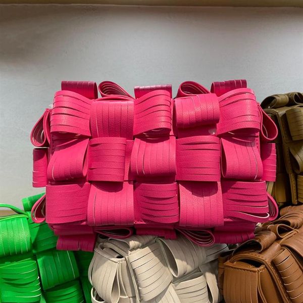 evening bags 2022 fashion designer style tassel pillow women crossbody bag cowhide leather handbag316l
evening bags 2022 fashion designer style tassel pillow women crossbody bag cowhide leather handbag316l