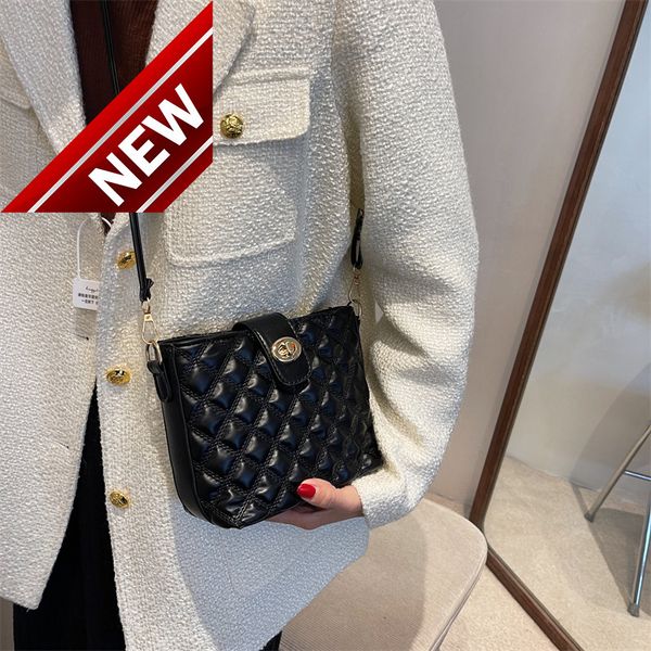 direct sale quality discount single shoulder small color style turn new msenger female trend fashion women messenger bag
direct sale quality discount single shoulder small color style turn new msenger female trend fashion women messenger bag