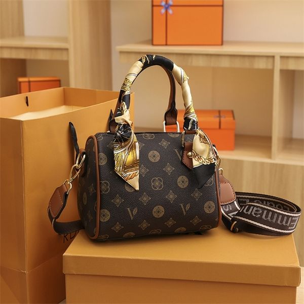 30% off new new upgraded pillow large capacity fashion trend one shoulder portable messenger versatile bag for women
30% off new new upgraded pillow large capacity fashion trend one shoulder portable messenger versatile bag for women