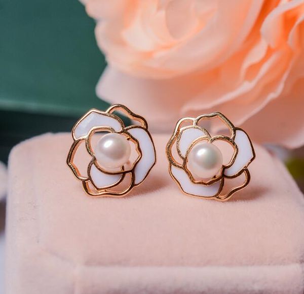 14k gold plated camellia ear studs natural freshwater pearl earrings white lady/girl wedding fashion jewelry, Golden;silver
14k gold plated camellia ear studs natural freshwater pearl earrings white lady/girl wedding fashion jewelry, Golden;silver