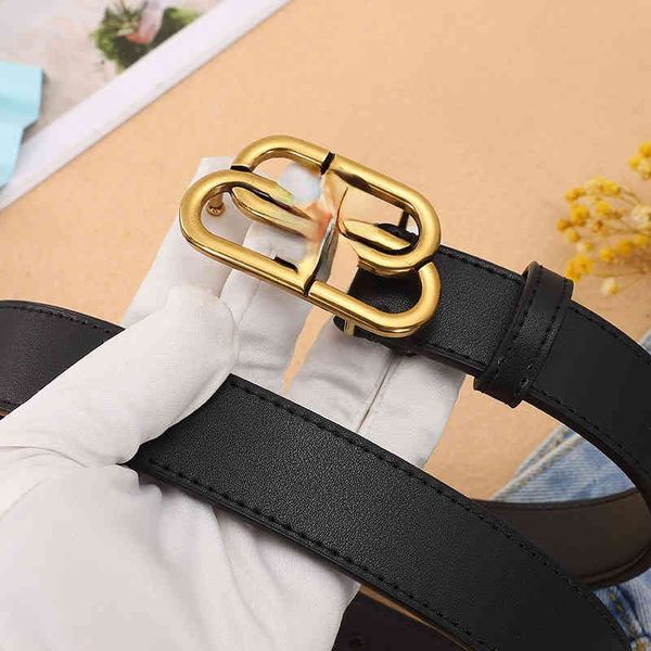 beautiful women brand designer belts luxury for men brand mens same b-button women's belt fashion jeans smooth buckle gift, Black;brown
beautiful women brand designer belts luxury for men brand mens same b-button women's belt fashion jeans smooth buckle gift, Black;brown