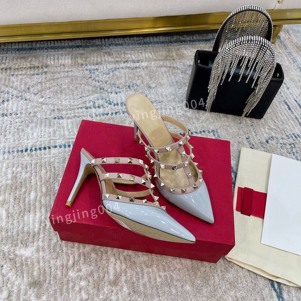 dress shoes sandals designer gold single shoe women french style with skirt temperament thin heel pointed waterproof platform high heels yh2, Black
dress shoes sandals designer gold single shoe women french style with skirt temperament thin heel pointed waterproof platform high heels yh2, Black