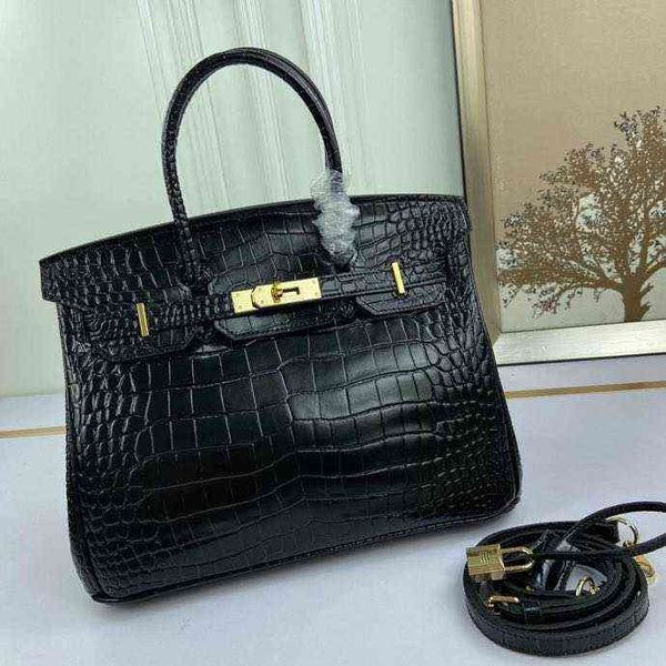 em'mas woman's luxury handbag fashion designer bags capacity shoulderbags new style fashional bags many colors g69x
em'mas woman's luxury handbag fashion designer bags capacity shoulderbags new style fashional bags many colors g69x