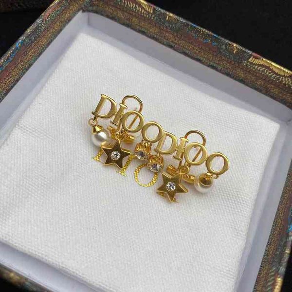 70% off jewelry 2022 new pearl letter earrings female brass fashion earrings, Golden
70% off jewelry 2022 new pearl letter earrings female brass fashion earrings, Golden