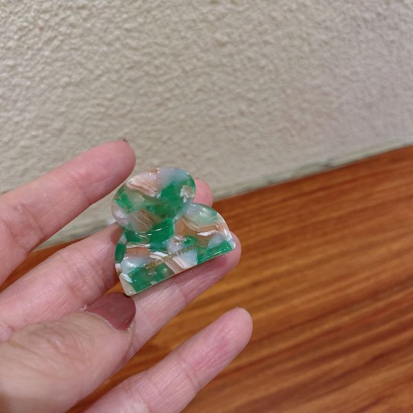 2.6 cm women mini size semicircle ellipse shape hair clip clamp girl cute acetic acid pattern ponytail hair claws europe multi color headdre, Slivery;golden
2.6 cm women mini size semicircle ellipse shape hair clip clamp girl cute acetic acid pattern ponytail hair claws europe multi color headdre, Slivery;golden