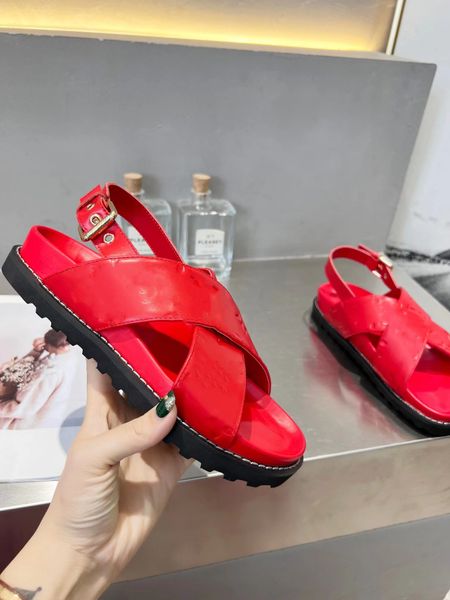 summer luxury sandals designer women flip flops slipper fashion genuine leather slides metal chain ladies casual shoes 0329, Black
summer luxury sandals designer women flip flops slipper fashion genuine leather slides metal chain ladies casual shoes 0329, Black