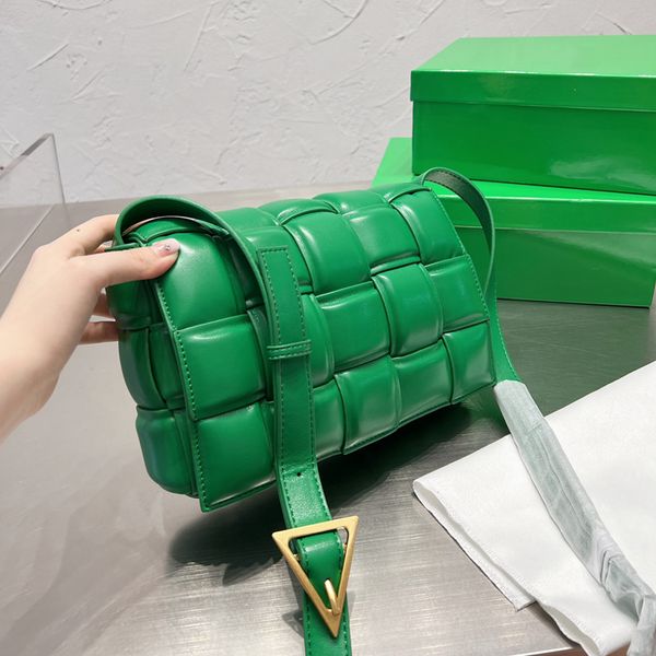 2022 woven bags fashion women cross body handbag luxurys rs leather woven pillow bag clutch totes ladies shoulder purse handbags
2022 woven bags fashion women cross body handbag luxurys rs leather woven pillow bag clutch totes ladies shoulder purse handbags
