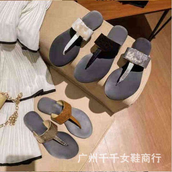 g family double-g metal buckle clip foot sandals female summer dew toe fairy wind flat bottom soft beach flip flop, Black
g family double-g metal buckle clip foot sandals female summer dew toe fairy wind flat bottom soft beach flip flop, Black