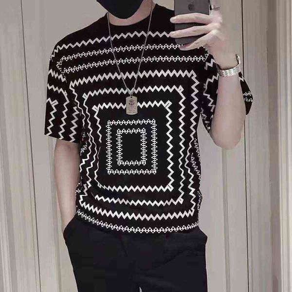 2022 summer striped sleeve design t-shirt men's fashion brand short 2022 new trend casual round neck half o-neck clothes tees, White;black
2022 summer striped sleeve design t-shirt men's fashion brand short 2022 new trend casual round neck half o-neck clothes tees, White;black