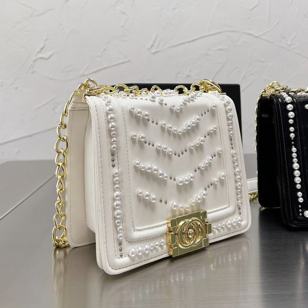 luxury shoulder bags designer classic rhombus chain leather strap pearl ripple line fashion noble gorgeous elegant versatile messenger bag h
luxury shoulder bags designer classic rhombus chain leather strap pearl ripple line fashion noble gorgeous elegant versatile messenger bag h
