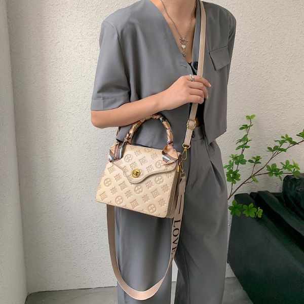 evening bags luxury vip handle women's bag vintage shoulder female crossbody baguette shopper designer brand handbag
evening bags luxury vip handle women's bag vintage shoulder female crossbody baguette shopper designer brand handbag