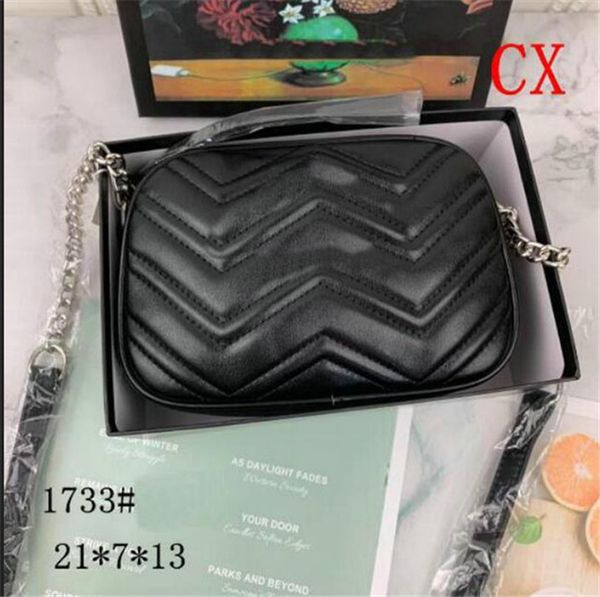famous brand designer 3-in-1 messenger handbag tote leather vintage pattern crossbody handbag purse new shoulder bag clutch tote h0092
famous brand designer 3-in-1 messenger handbag tote leather vintage pattern crossbody handbag purse new shoulder bag clutch tote h0092