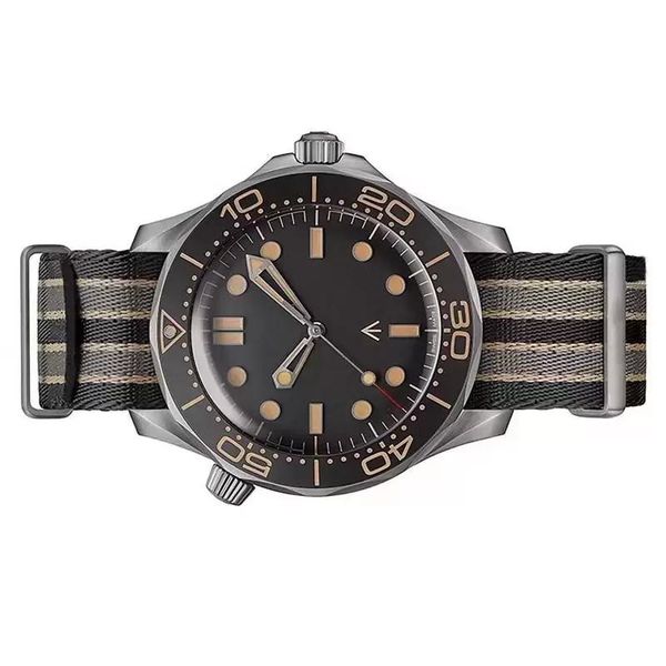 u1 grade aaa high-end quality nttd watch 42mm no time to die men watches automatic movement mechanical montre de luxe limited james bond 007, Slivery;brown
u1 grade aaa high-end quality nttd watch 42mm no time to die men watches automatic movement mechanical montre de luxe limited james bond 007, Slivery;brown