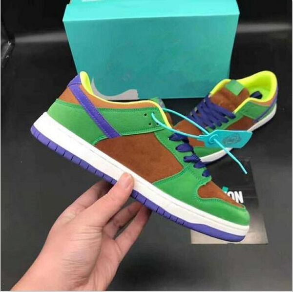 2022 personality fashion color contrast ladies casual shoes women thick-soled training shoes leisure skateboard student sneakers women', Black
2022 personality fashion color contrast ladies casual shoes women thick-soled training shoes leisure skateboard student sneakers women', Black