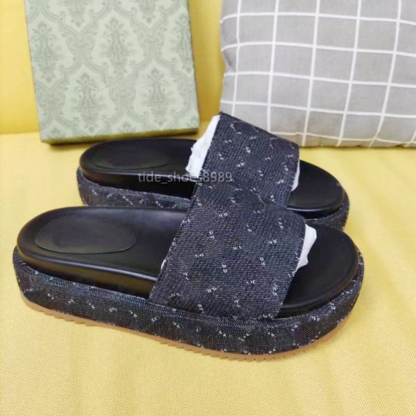 2022 designer slippers fashion thick bottom sandals letter embroidery slides lady platform wedges sandal beach high heel with box, Black
2022 designer slippers fashion thick bottom sandals letter embroidery slides lady platform wedges sandal beach high heel with box, Black
