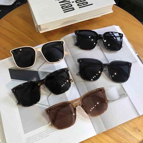 new sunglasses men's women's summer new fashion sunglasses versatile gm, White;black
new sunglasses men's women's summer new fashion sunglasses versatile gm, White;black
