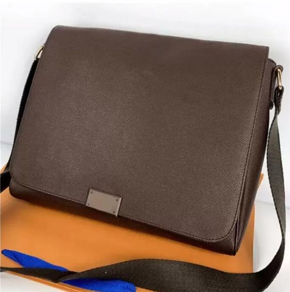 fashion plaids men briefcases messenger bag cross body school book bags should with dustbag
fashion plaids men briefcases messenger bag cross body school book bags should with dustbag