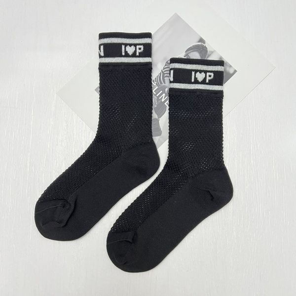 classic spring womens summer hosierys brand d's sock fashion hollow letter tube love style socks mercerized wool female hosiery thin co, Black;white
classic spring womens summer hosierys brand d's sock fashion hollow letter tube love style socks mercerized wool female hosiery thin co, Black;white