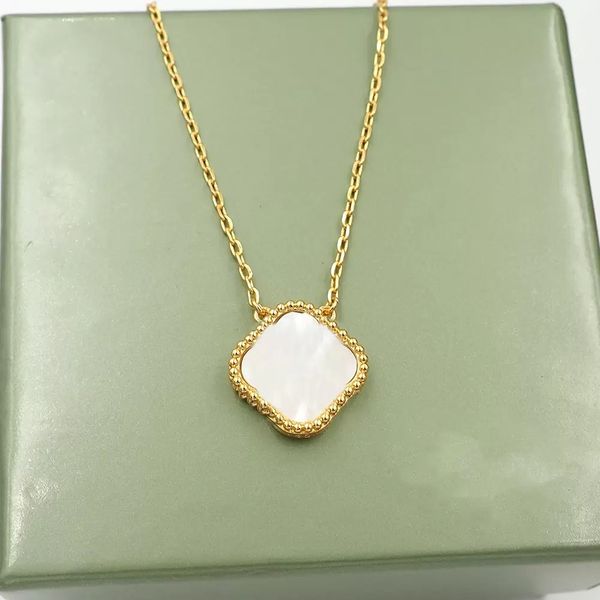 15mm fashion classic 4 leaf clover shell necklaces pendants mother-of-pearl original logo vintage chains for women&girl valentine's&mot, Silver
15mm fashion classic 4 leaf clover shell necklaces pendants mother-of-pearl original logo vintage chains for women&girl valentine's&mot, Silver