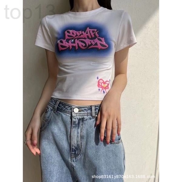 women's t-shirt designer chao brand 22ss spring and summer new spice girls must have color contrast letters on the chest, white ink pri
women's t-shirt designer chao brand 22ss spring and summer new spice girls must have color contrast letters on the chest, white ink pri