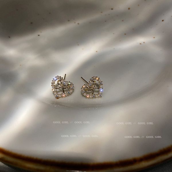 real gold plating 925 silver stud rhinestone-encrusted pearl bow heart earrings korean fashion minimalism eardrop women, Golden
real gold plating 925 silver stud rhinestone-encrusted pearl bow heart earrings korean fashion minimalism eardrop women, Golden