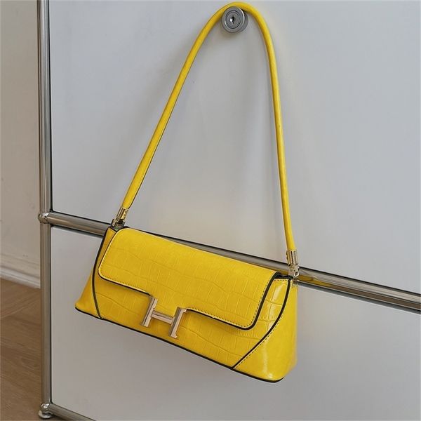 purse 2022 urban simple, elegant, and style small bag single room leisure pu women's messenger small square bag
purse 2022 urban simple, elegant, and style small bag single room leisure pu women's messenger small square bag