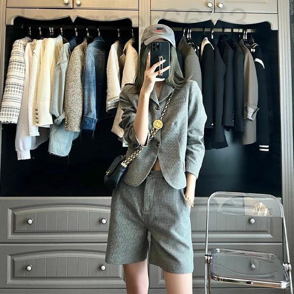 casual dresses designer 10434# xiaoxiangfeng gray thousand bird check short sleeved women's small suit two-piece set in summer 1ofn, Black;gray
casual dresses designer 10434# xiaoxiangfeng gray thousand bird check short sleeved women's small suit two-piece set in summer 1ofn, Black;gray