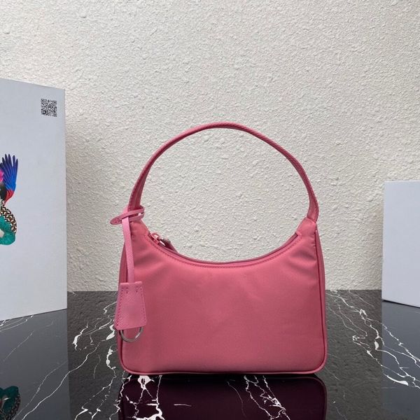 designer handbags for women luxury shoulder bag lady chest pack lady composite tote chains canvas handbag purse messenger bags hobo 3 in 1 v
designer handbags for women luxury shoulder bag lady chest pack lady composite tote chains canvas handbag purse messenger bags hobo 3 in 1 v