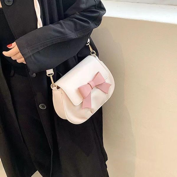 evening bags high-quality bag women's 2022 trendy student wild korean version of the fairy one-shoulder messenger pleated cloud bageven
evening bags high-quality bag women's 2022 trendy student wild korean version of the fairy one-shoulder messenger pleated cloud bageven