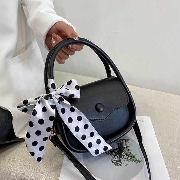 bag female 2021 autumn new simple bright color portable bag silk scarf decoration solid color single shoulder messenger semi-circular bag
bag female 2021 autumn new simple bright color portable bag silk scarf decoration solid color single shoulder messenger semi-circular bag