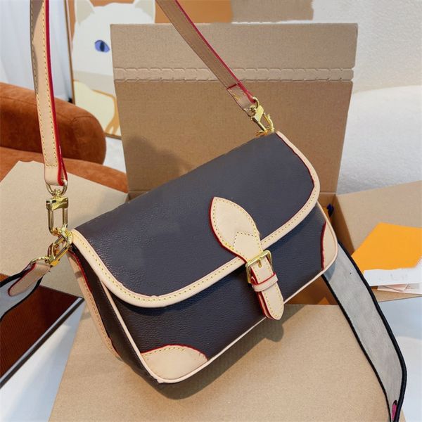 designer luxury women the tote bag fashion versatile handbags shoulder crossbody bags purse tories totes large capacity saddle wallets 7a sp
designer luxury women the tote bag fashion versatile handbags shoulder crossbody bags purse tories totes large capacity saddle wallets 7a sp