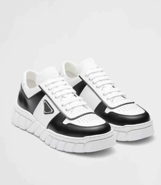 luxury men sneakers shoes genuine leather enameled-metal triangle breathable comfort excellent outdoor walking flat eu38-46, Black
luxury men sneakers shoes genuine leather enameled-metal triangle breathable comfort excellent outdoor walking flat eu38-46, Black