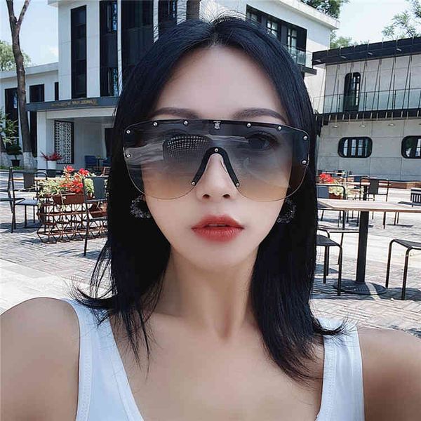 sunglsses 's fshion tren eye protetion integrte str's sme personlize sunglsses, White;black
sunglsses 's fshion tren eye protetion integrte str's sme personlize sunglsses, White;black