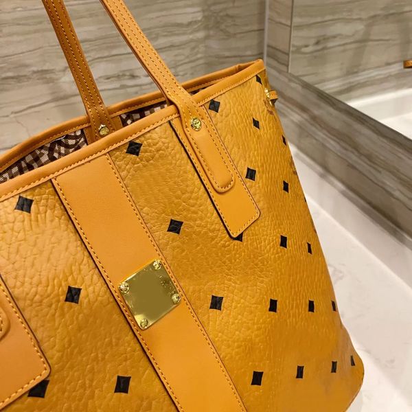 mc luxury designer leathe bag double sided shopping bag women's men totes cross body fashion handbags capacity wallet famous vcgd jp7s
mc luxury designer leathe bag double sided shopping bag women's men totes cross body fashion handbags capacity wallet famous vcgd jp7s