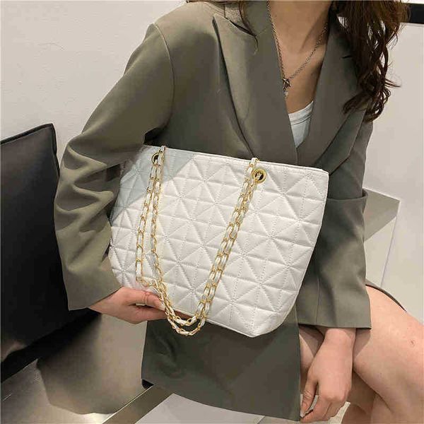women's bag 2022 new fashion chain handbag texture messenger shoulder crossbody shoulder bags
women's bag 2022 new fashion chain handbag texture messenger shoulder crossbody shoulder bags