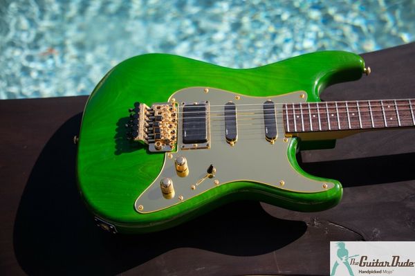 custom edition trans green ash body electric guitar 
custom edition trans green ash body electric guitar