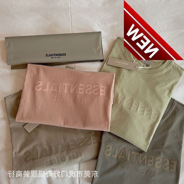 2022 new fog high street essentials double thread short sleeve men's and women's couple silicone letter printed solid color t-shir, White;black
2022 new fog high street essentials double thread short sleeve men's and women's couple silicone letter printed solid color t-shir, White;black