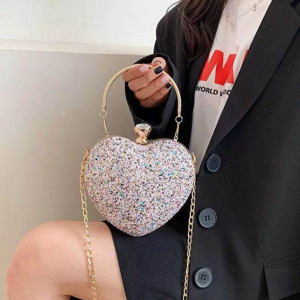 evening bags luxury ladies heart shape shining clutch bag fashion sequin women mini bridal wedding party purses chain, Black;red
evening bags luxury ladies heart shape shining clutch bag fashion sequin women mini bridal wedding party purses chain, Black;red