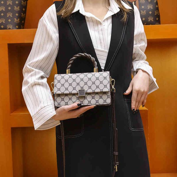 fashion trend new ladies luxury brand designer bag wholesale texture shoulder women 2022 type square women's live broadcast
fashion trend new ladies luxury brand designer bag wholesale texture shoulder women 2022 type square women's live broadcast